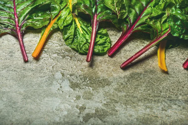 Taze yaprakları swiss Chard