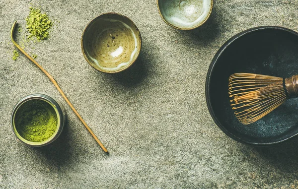 Strumenti giapponesi per la preparazione del tè matcha — Foto Stock