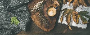 Sonbahar sabah kahve kavramı 