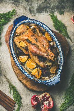 Noel için kavrulmuş tavuk