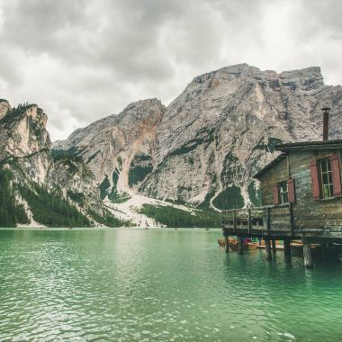 Lago di Braies in Fanes-Sennes-Braies Nature Park