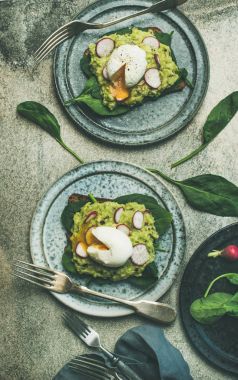 Sağlıklı vejetaryen glutensiz Kahvaltı 