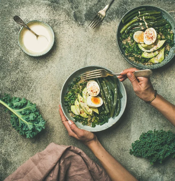 Healthy vegetarian breakfast bowls — Stock Photo, Image