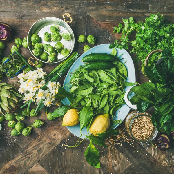 Primavera Alimentos Saudáveis Vegan Ingredientes Cozinha Legumes Frutas Sementes Brotos — Fotografia de Stock