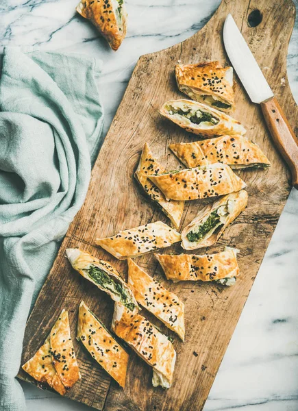 Fresh Turkish Borek Roll Spinach Feta Cheese Black Cumin Seeds — Stock Photo, Image