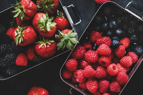 Sund Sommer Vegansk Frokost Flat Lay Friske Sæsonbetonede Jordbær Hindbær - Stock-foto