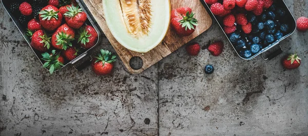 Almoço Vegan Verão Saudável Flat Lay Morangos Frescos Framboesas Mirtilos — Fotografia de Stock