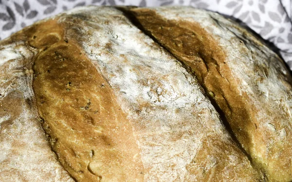 Свежие Выпеченные Цельные Зерна Семенной Хлеб — стоковое фото