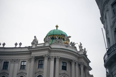 Avusturya 'nın başkenti Viyana' daki Avrupa 'daki eski bina