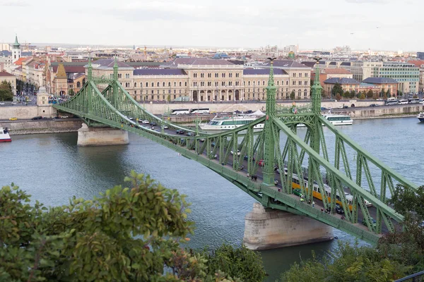 Stary Metaliczny Most Zielonej Wolności Europy Xix Wieku Budapeszcie — Zdjęcie stockowe