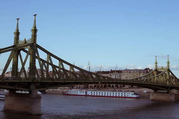 Stary Metaliczny Most Zielonej Wolności Europy Xix Wieku Budapeszcie — Zdjęcie stockowe