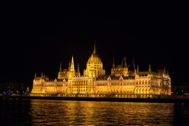 Budapeşte Parlamento Binaları 'nın gece ışıkları