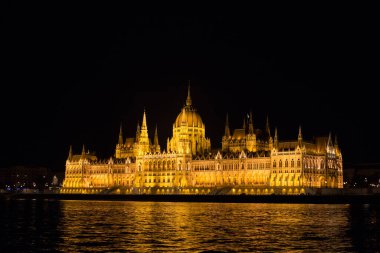 Budapeşte Parlamento Binaları 'nın gece ışıkları