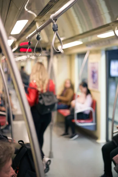 Des Mains Courantes Pour Rester Dans Les Transports Publics — Photo