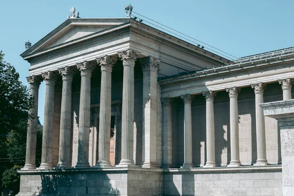 Altgriechisches Und Römisches Gebäude Mit Säulen — Stockfoto