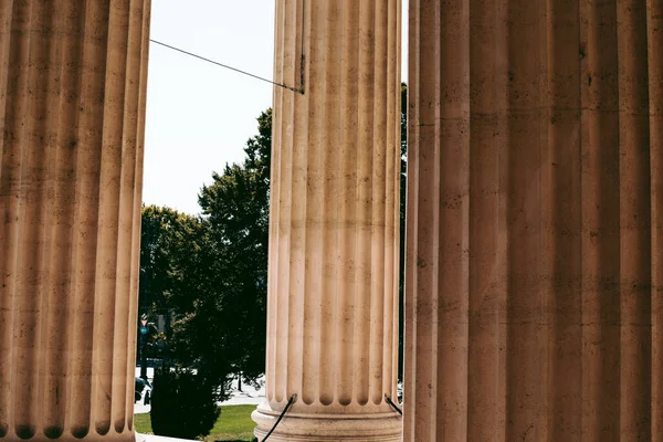 Antiguo Edificio Estilo Griego Romano Con Columnas — Foto de Stock