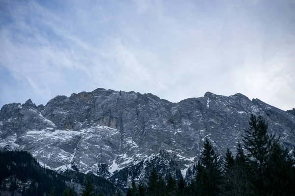 Altas Montañas Alpinas Con Nieve Alemania Cielo Azul Hermoso —  Fotos de Stock