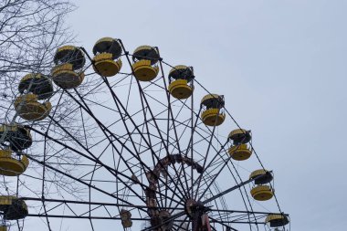 Çernobil 'deki Pripyat hayalet kasabasında dönme dolap.
