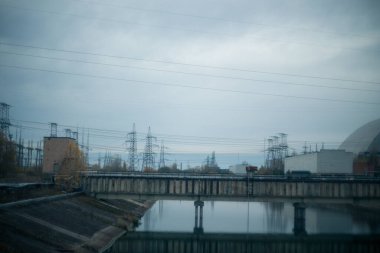 Çernobil 'deki Pripyat' ta elektrik santrali binaları