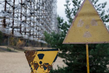 Pripyat, Çernobil 'deki Duga elektrik santrali. Sinyali yakalamak için Sovyet gizli radyo kulesi.