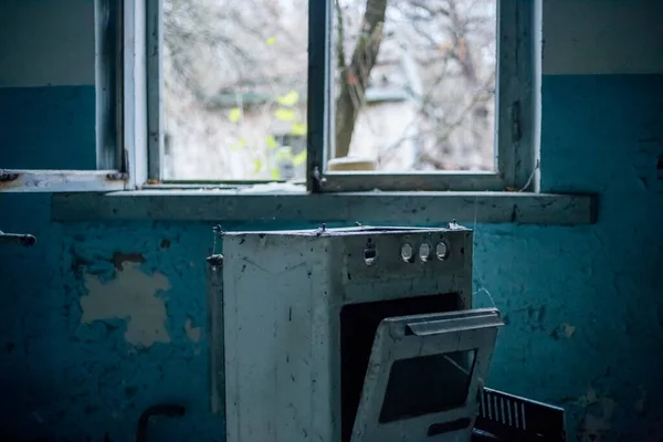 Ventanas Antiguas Casa Pripyat Chernobyl —  Fotos de Stock