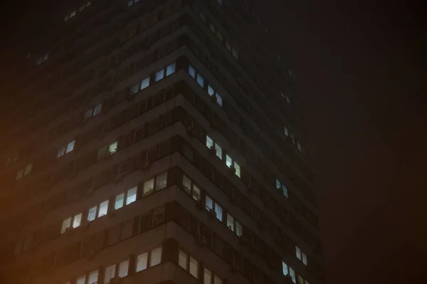 Tall Office Building Night Foggy — Stock Photo, Image