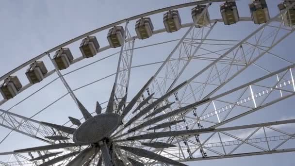 Beautiful White Ferris Wheel Glows Lanterns Sky Night — Stock Video