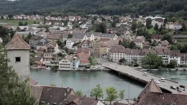 Ogromne Strumienie Wody Przy Wodospadzie Schaffhausen Nad Renem — Wideo stockowe