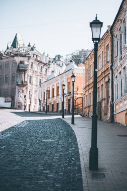 Sokak mobilyası. Avrupa tarzında eski model bir fener