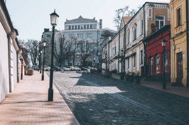Sokak mobilyası. Avrupa tarzında eski model bir fener