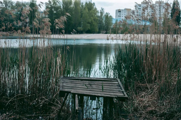 Antiguo Muelle Madera Cerca Del Lago —  Fotos de Stock