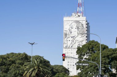 Buenos Aires City, Arjantin. 16 Haziran 2018. Buenos Aires 'te Eva Peron' un yüzünün olduğu bir bina.