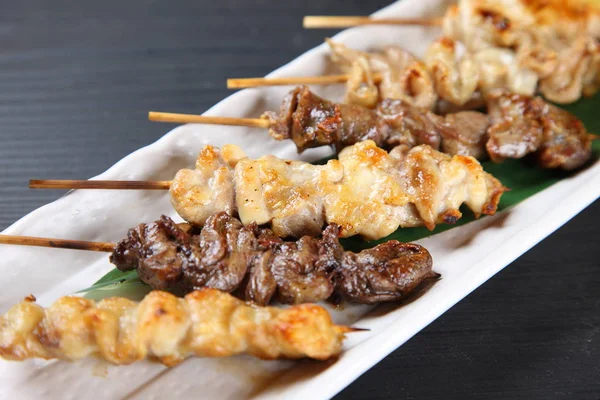 Japon tavuk barbeküsü YAKITORI