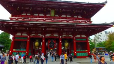 Asakusa, Tokyo, Japonya-11 Eylül, 2017: Tokyo Japonya 'da ana salona Sensoji Houzoumon çekim Izleme dünyanın her yerinden turist bir sürü her gün Asakusa ziyaret.