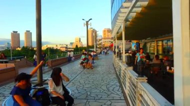 Tokyo, Japonya-Eylül 18, 2017: Odaiba Tokyo Japonya 'da Aqua şehir Odaiba alışveriş merkezi. bir sürü turist her gün orada ziyaret.