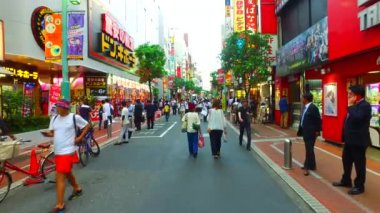 Tokyo, Japonya-19 Eylül 2017:P Musashino sokak Shinjuku Tokyo Japonya, dünyanın her yerinden halk ve turistler tarafından ziyaret edestrian bölge.