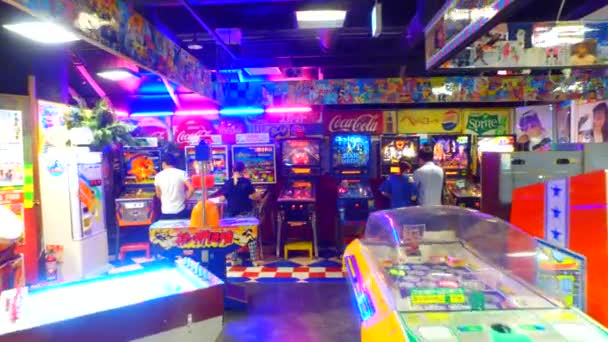 Tokio Japan September 2017 Amusement Arcade Decks Odaiba Shopping Center — Stockvideo
