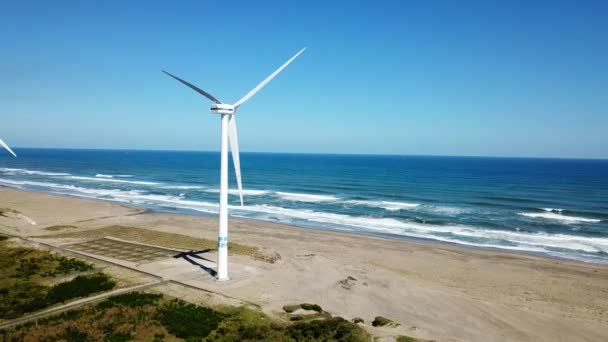 千葉県 September10 銚子市の風力発電機 エアショット 月10日 2017 銚子市は風力発電機が多いことで知られています — ストック動画