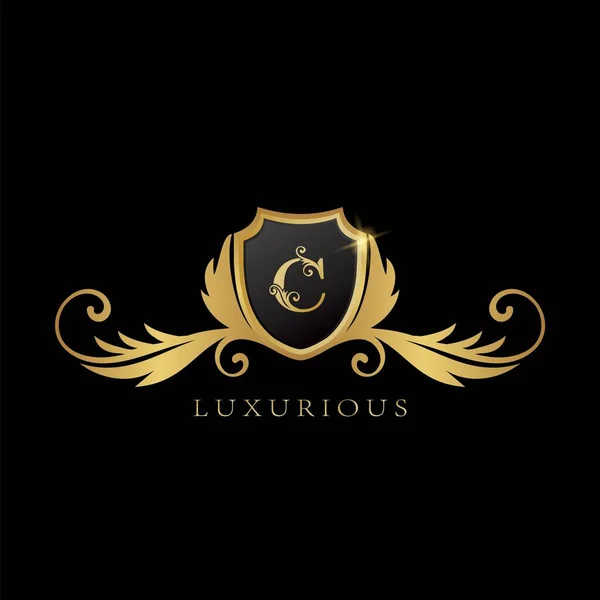 Golden Logo Luxuoso Shield Conceito Design Logotipo — Vetor de Stock