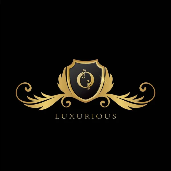 Golden Logo Luxuoso Shield Conceito Design Logotipo — Vetor de Stock