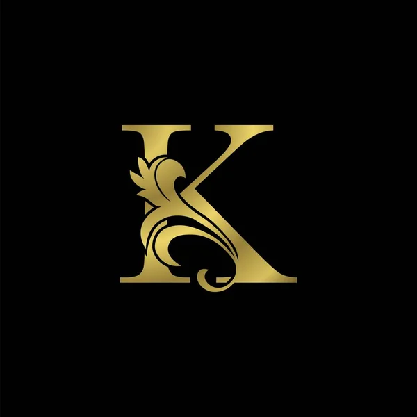 ゴールデンKイニシャルレター豪華なロゴアイコン ヴィンテージ高級ベクトルデザインコンセプトアウトライン高級ビジネスのための花の葉の金の色のアルファベット文字 — ストックベクタ