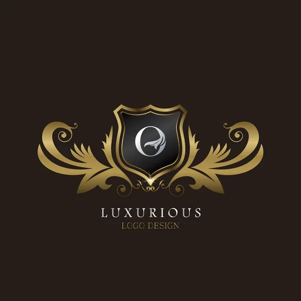 Golden Logo Luxurious Shield Creative Vector Design Concept Luxury Business — Stock Vector