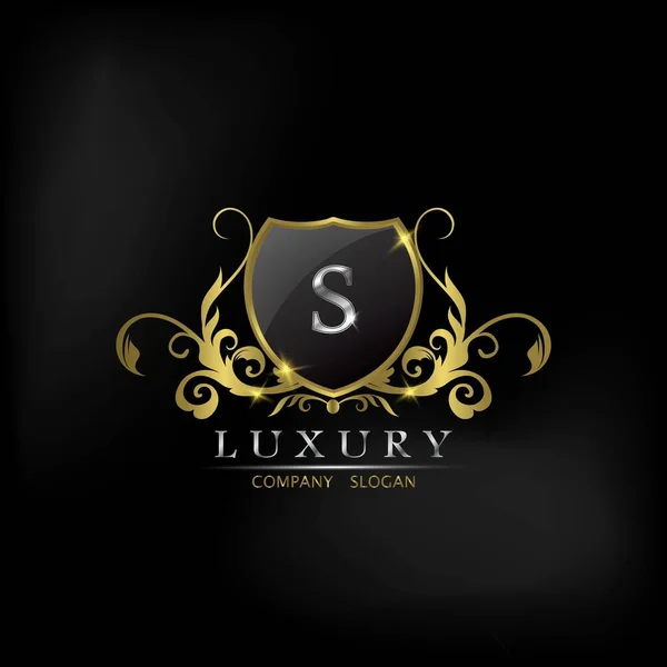 Premium Golden Shield Letter Luxury Logo Icon Vector Design — Stock Vector