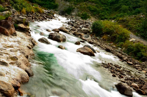 Ορεινός Ποταμός Στα Ιμαλάια Νεπάλ — Φωτογραφία Αρχείου