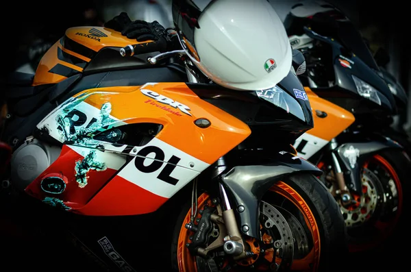 Lato Squallido Una Moto Sportiva — Foto Stock