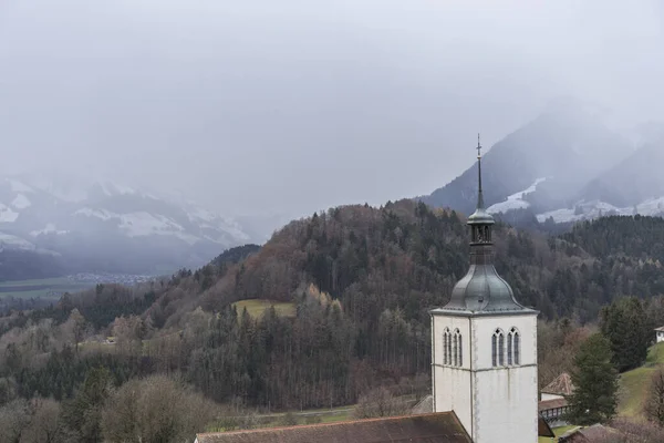 Landschaft Eine Kirche Der Mitte Des Berges Sehen Ist Einem — Stockfoto