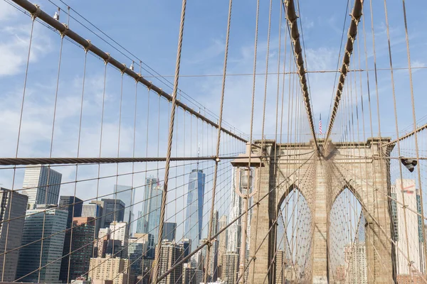 Edificios Ciudad Nueva York Vistos Desde Puente Brooklyn Cables Cercas — Foto de Stock
