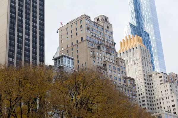 Rascacielos Nueva York Desde Manhattan Edificios Altos Modernos Con Muchas — Foto de Stock