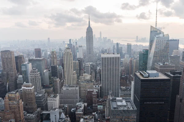 Manhattan Felhőkarcolói Szikla Tetejéről Nézve Rockkefeller Épületben Több Száz Épület Stock Kép