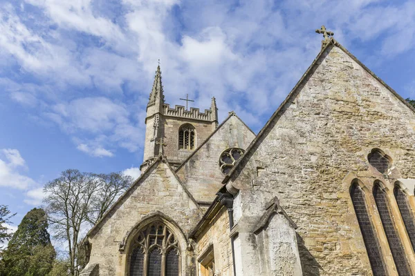 Parte Uma Igreja Pedra Uma Aldeia Sul Inglaterra — Fotografia de Stock